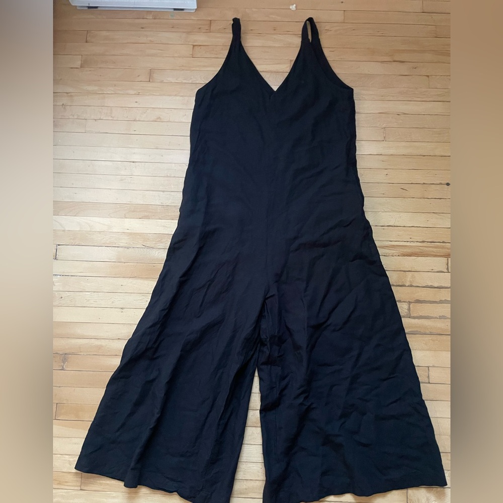 Uniqlo linen blend jumpsuit